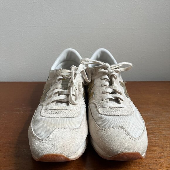 New Balance x J Crew 520 Gold and Cream Sneakers, Size 10 - Picture 3 of 7